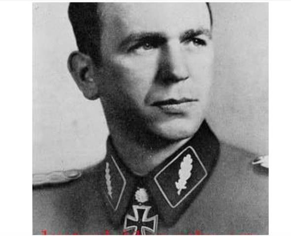 胡伯特·梅耶之所以能在德国很多战役中取得了非常重要的地位,并且