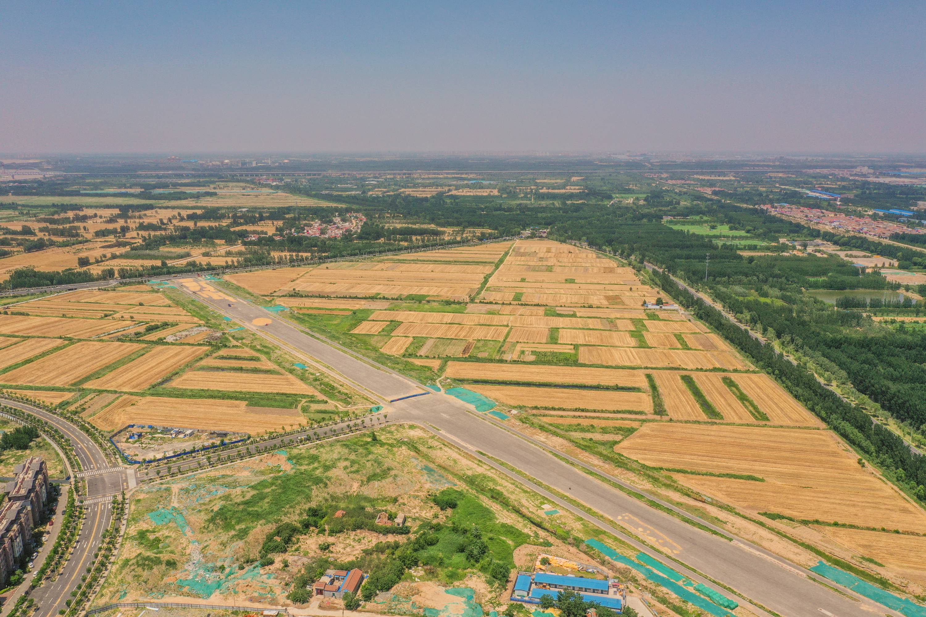 2019年6月9日,晴空万里,微风阵阵,驾车从建邦黄河大桥