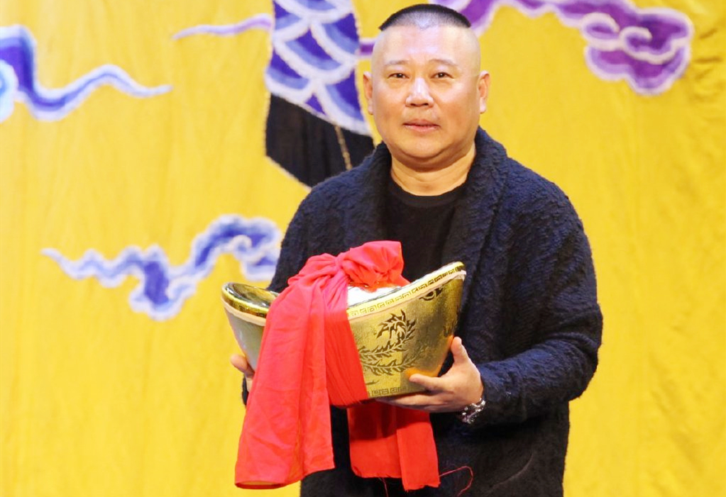 他是郭德纲最信任的徒弟德云社外交官为郭德纲甘愿放弃前程