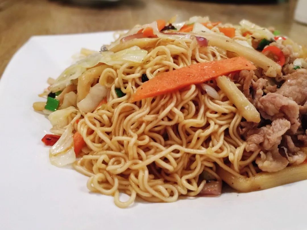 599元抢海天烧烤原价218元34人餐8荤4素老友炒粉小菜餐位费吃到扶墙出