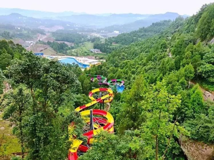 限时6天套票买一送一78元抢购驷马水乡大峡谷水陆套票两张海啸池极限