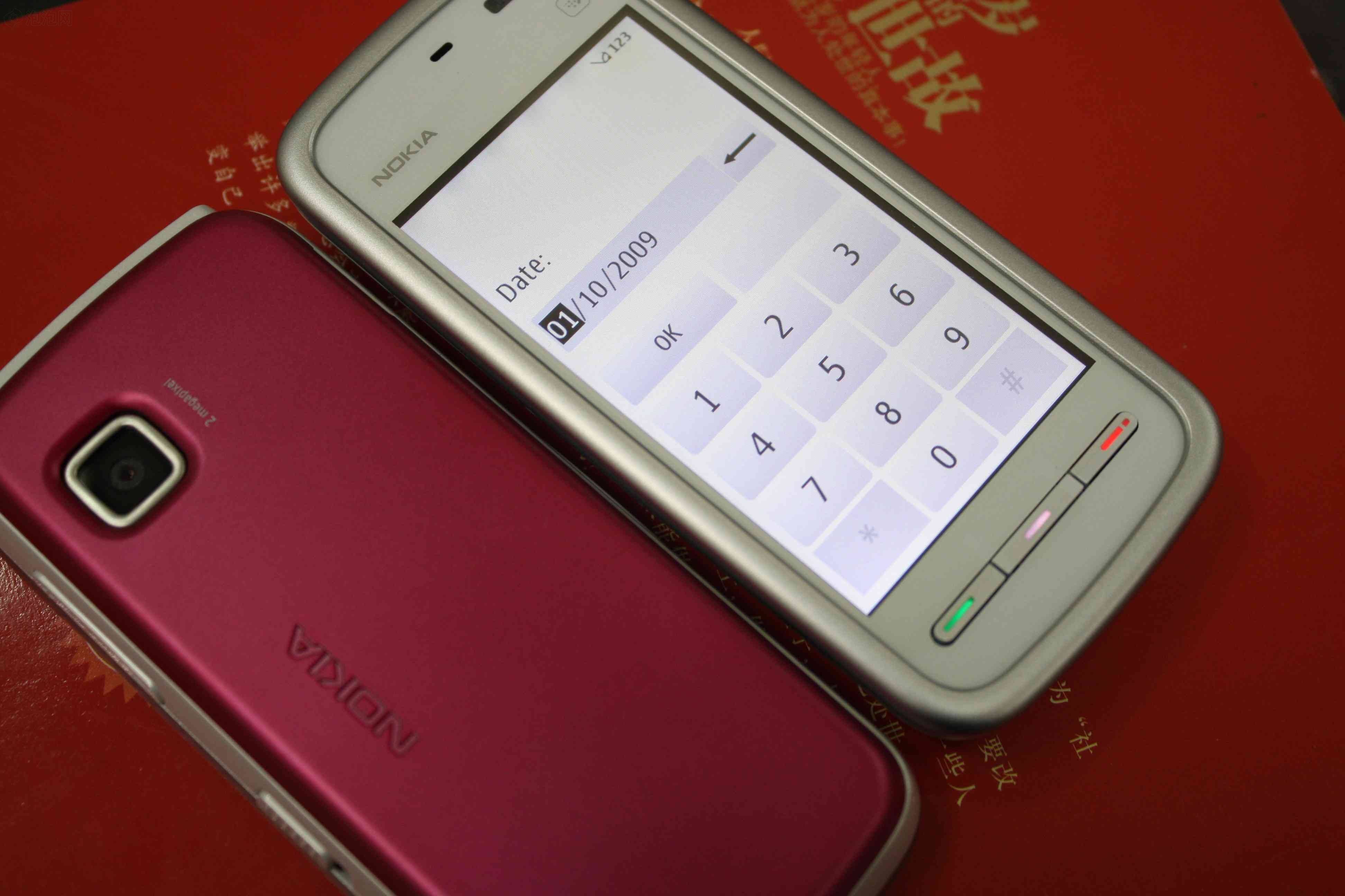 十年前神机诺基亚5230上手,微信都没法上,网友:主要是情怀!_手机