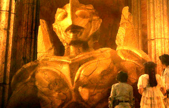 其实诺亚是远古三奥之一,年龄上真没有哪个奥特曼能比得了,按照圆谷的