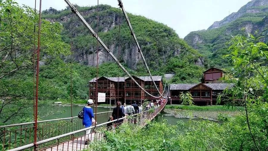 擁有云台山,神農山,青天河等3個5a級景區,cctv焦作影視城,圓融無礙