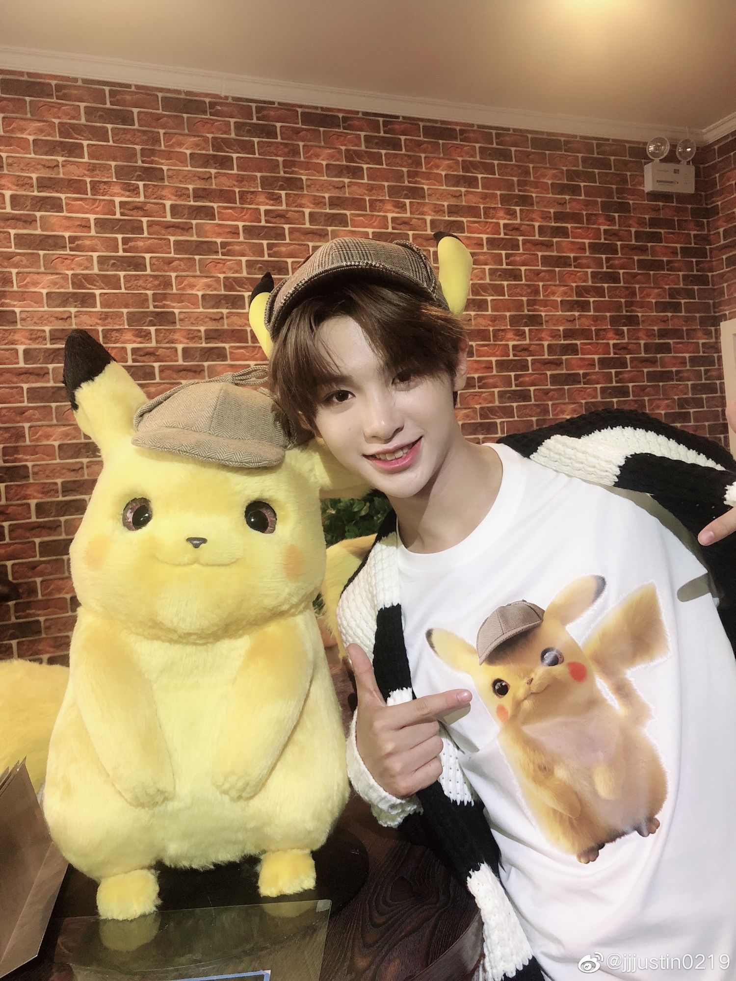 justin多次表示自己不可爱nana们惊呼请与你的可爱和解