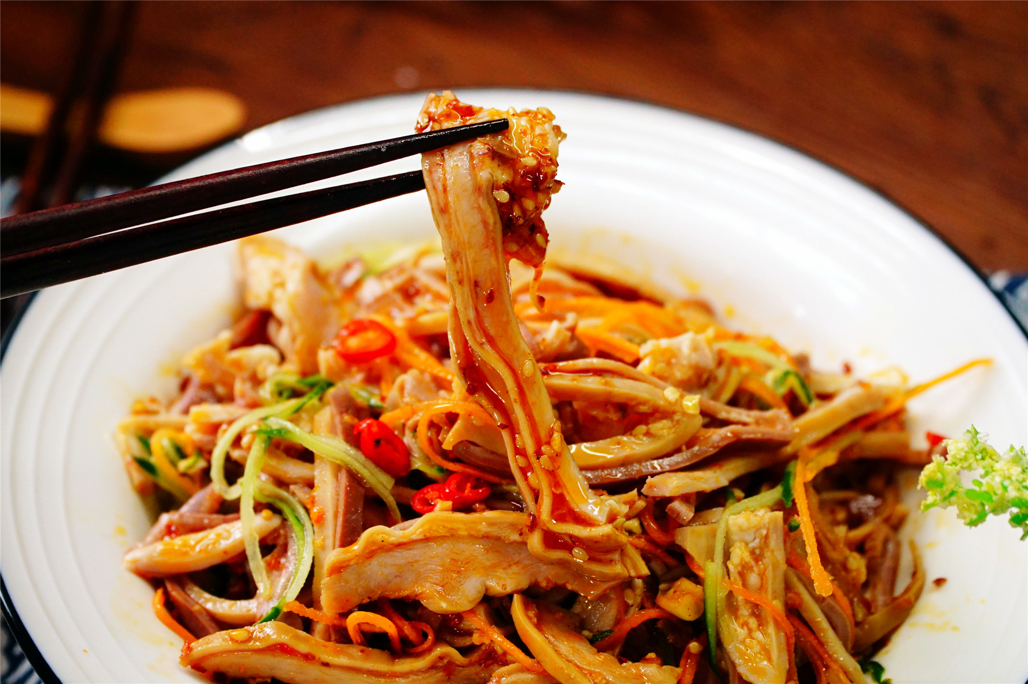 猪身上"最贵"的肉,家人常吃脾胃好,味道属它香,碰见别放过_猪肚