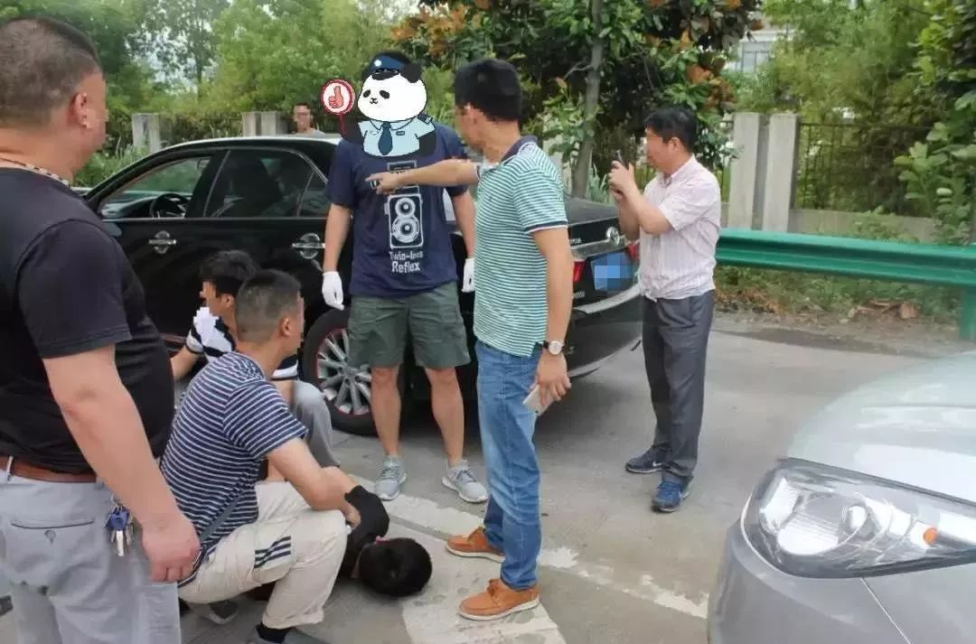 直击惊险抓捕现场凤阳警方千里奔袭跨越闽苏皖三省打掉一跨省贩毒犯罪