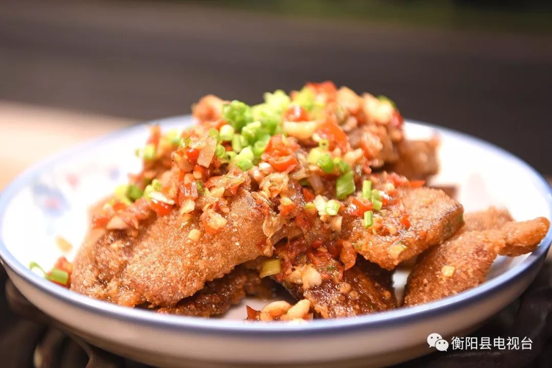 夫子辣椒嗦螺芝麻糖看到这些美食,是不是刺激了你味蕾,已经开始流口水