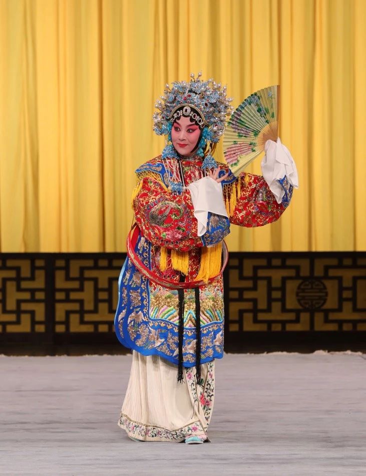 拾肆京剧小课堂丨京剧行头之—蟒(上)