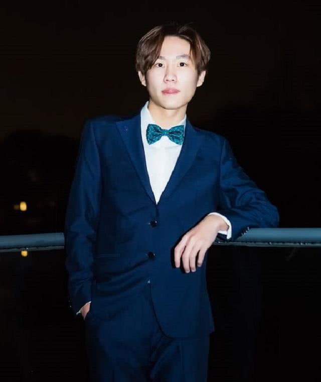 主播逆心单杀不求人成名虎牙首秀狂撩妹子网友你是药水哥弟弟