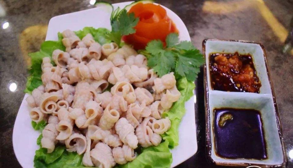 昨天就在合浦田园路12号一帮人凌晨2点都还不回家