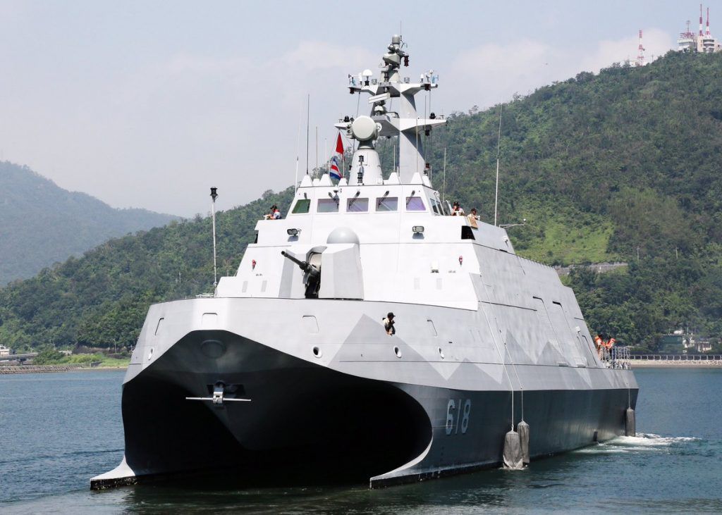 动态台舰台造台湾开始建造新一代导弹护卫舰和布雷艇