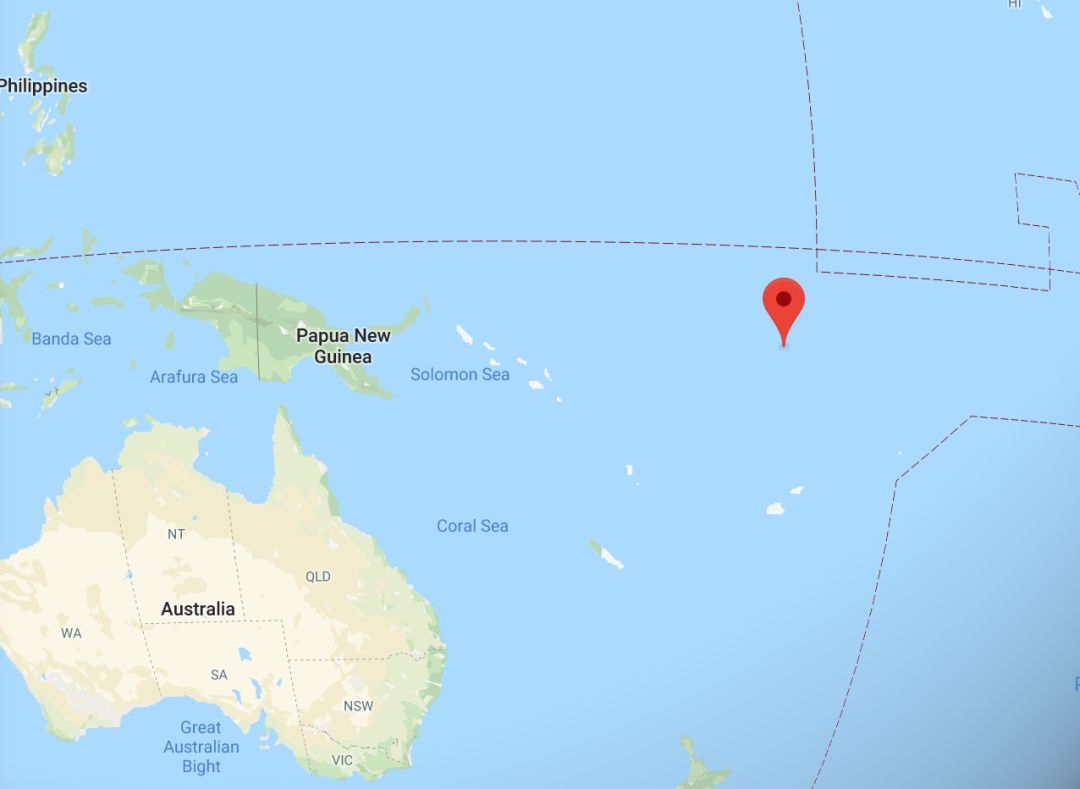 图瓦卢位于南太平洋,由9个环形珊瑚岛群组成,海岸线长15英里