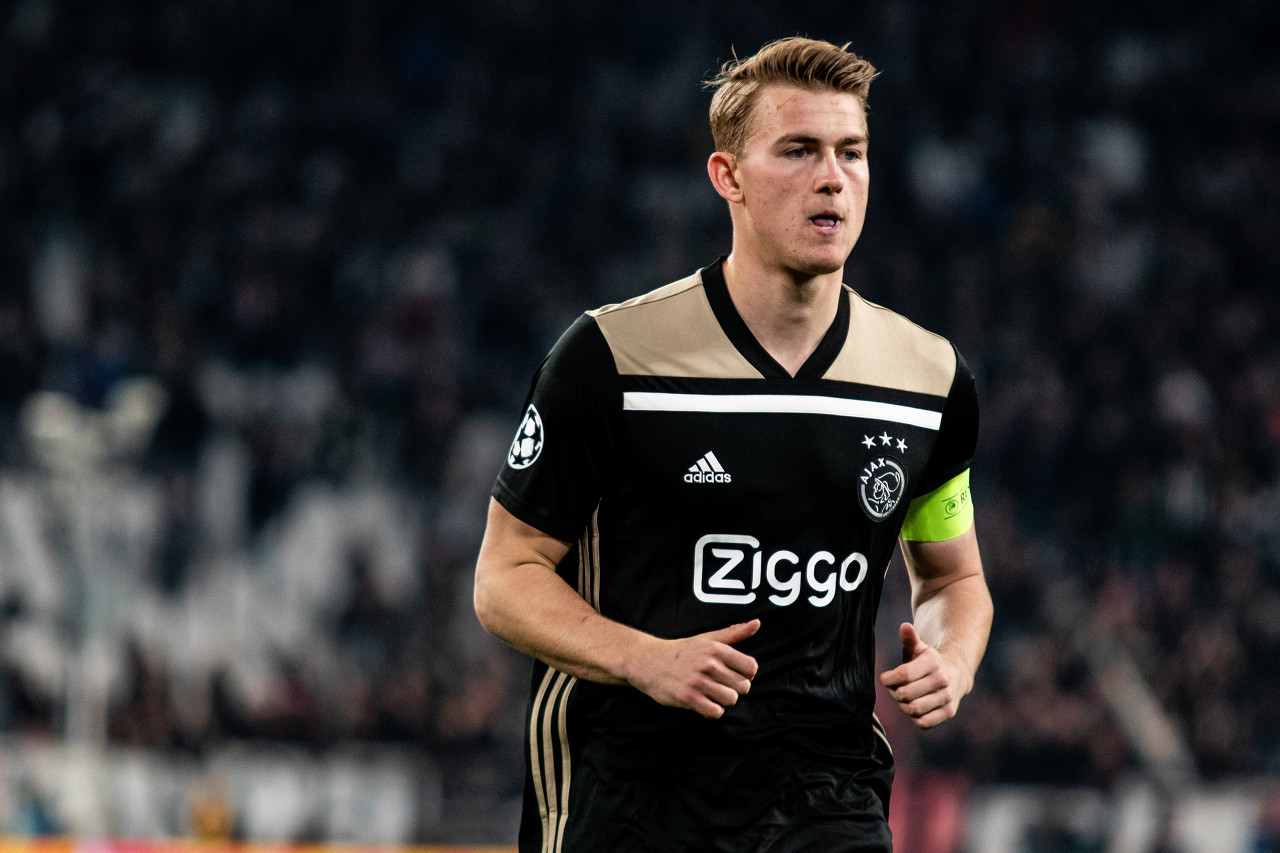 早报:葡萄牙夺首届欧国联冠军 土伦杯国奥输球无缘出线