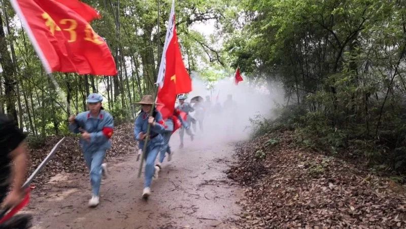 井冈山革命博物馆自己动手丰衣足食篝火晚会第五天井冈山会师*07:00