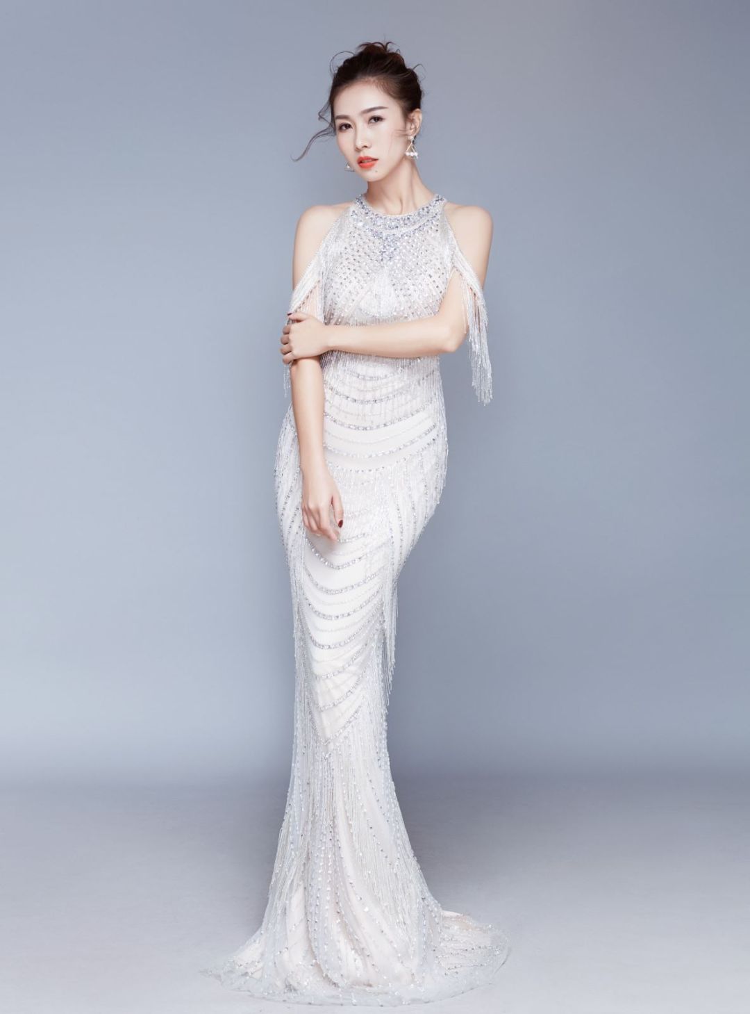 『炫彩大地飞歌』首席主持『梦享 』主持品牌创始人本次大赛的特邀