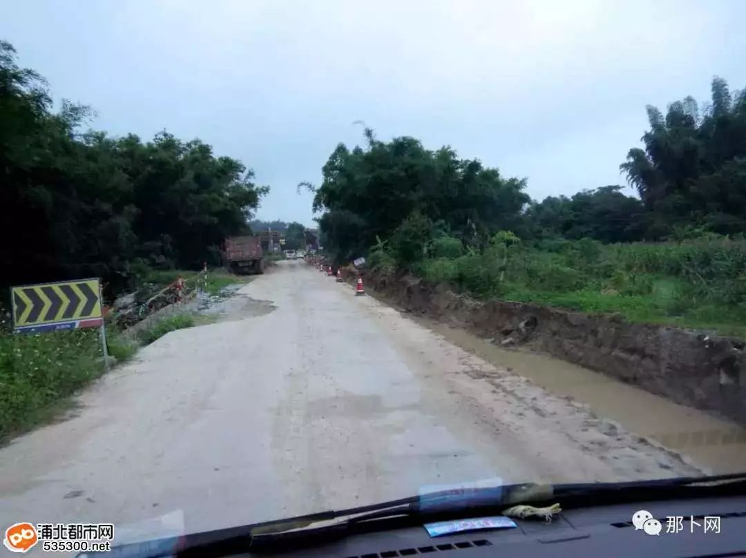 陸川清湖至浦北石埇二級公路火熱施工走去工地看看