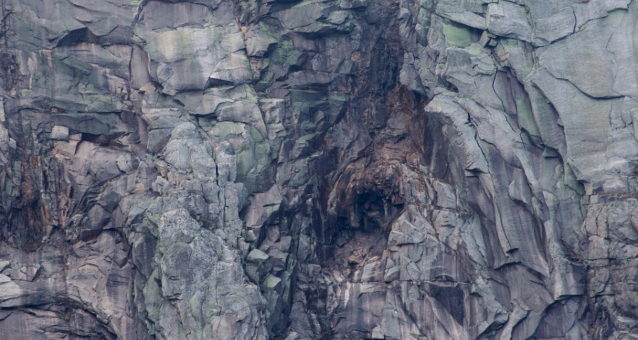 格力电器举报奥克斯空调背后：市场下跌、库存高企、内忧外患-家电圈官网