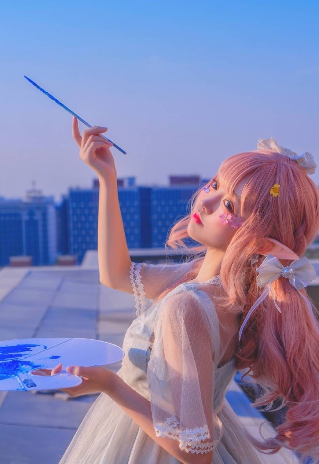 日牌lolita湛蓝色的天空下自带炫酷光效的小姐姐