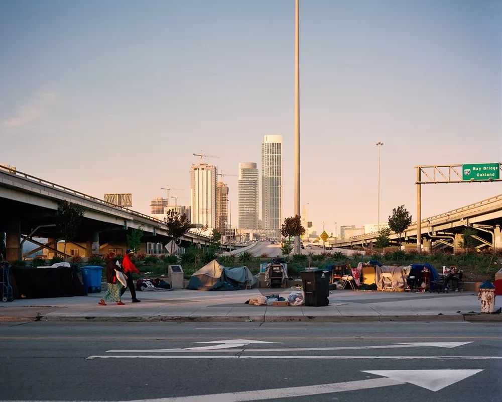 janetdelaney80年代旧金山街头上蠢动的人群