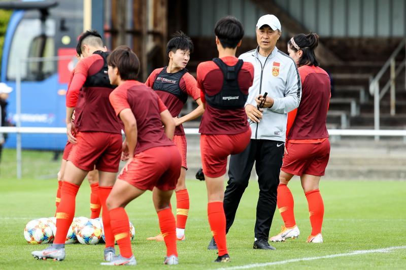 女足世界杯:中国队首战一触即发 面对强敌不言畏惧