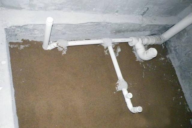 地底下不埋一个地漏当心卫生间沉箱积水麻烦不断且毁家