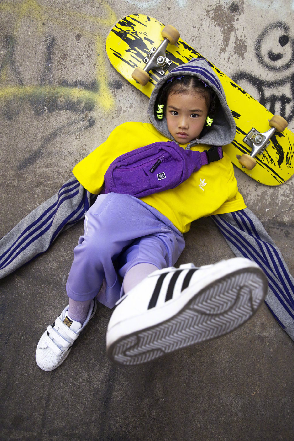 原创阿迪达斯三叶草oversize服装