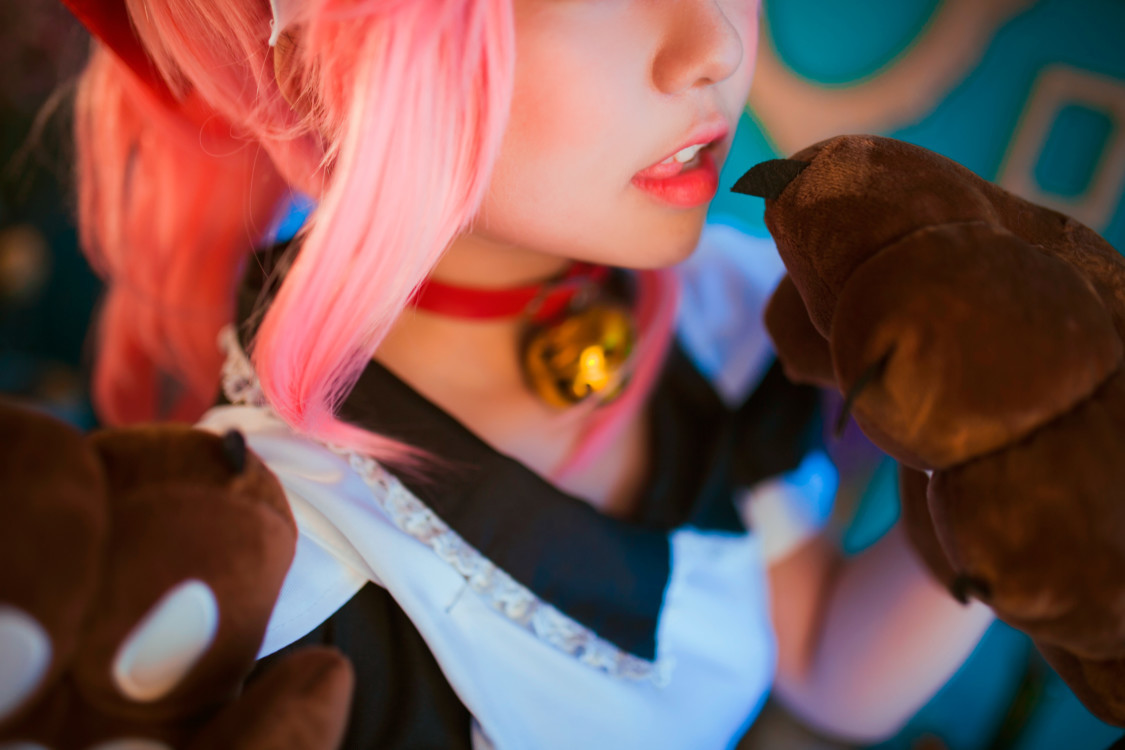 cos白丝女仆小可爱一只玉藻猫