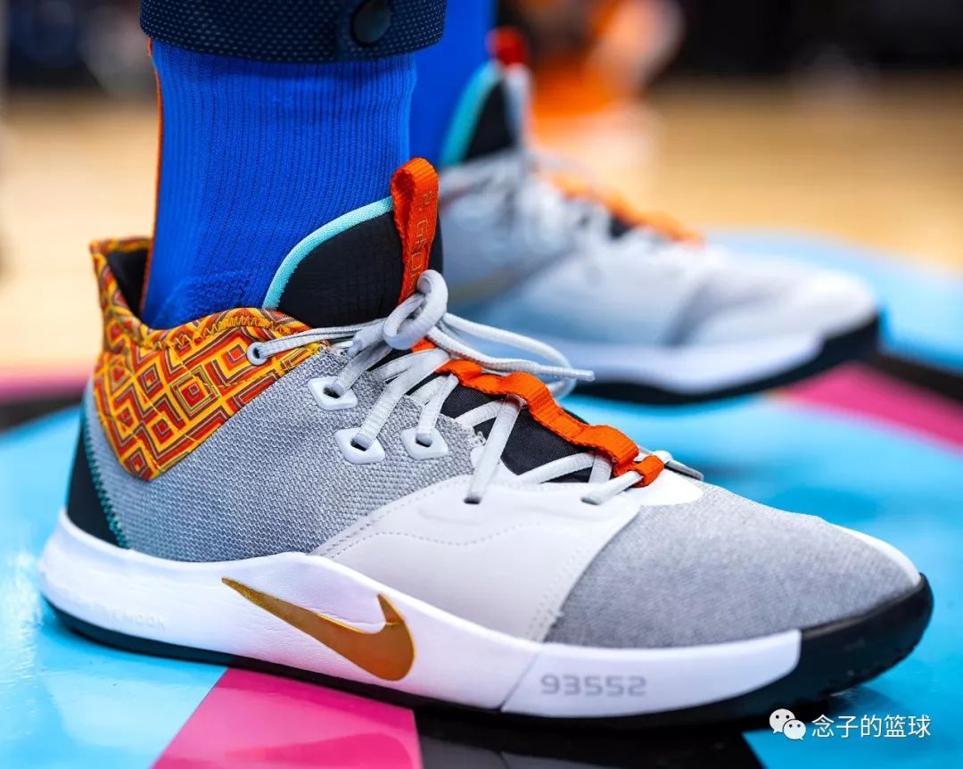 穿它去钓鱼是不是美滋滋?