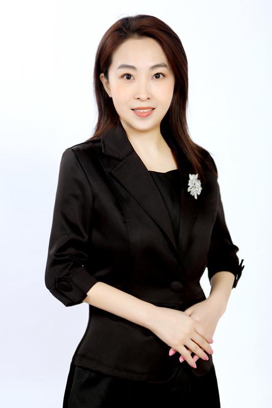 五步成师快报培训师刘爽第1位通过考核的认证培训师