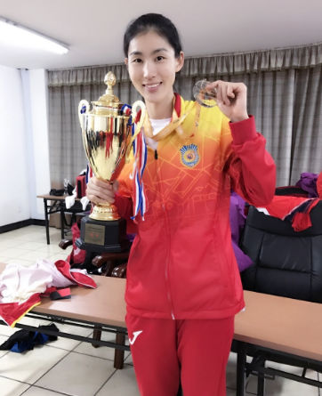 原创有意or无奈?女排江门站14人名单深夜突变,郎平或在酝酿奥运阵容