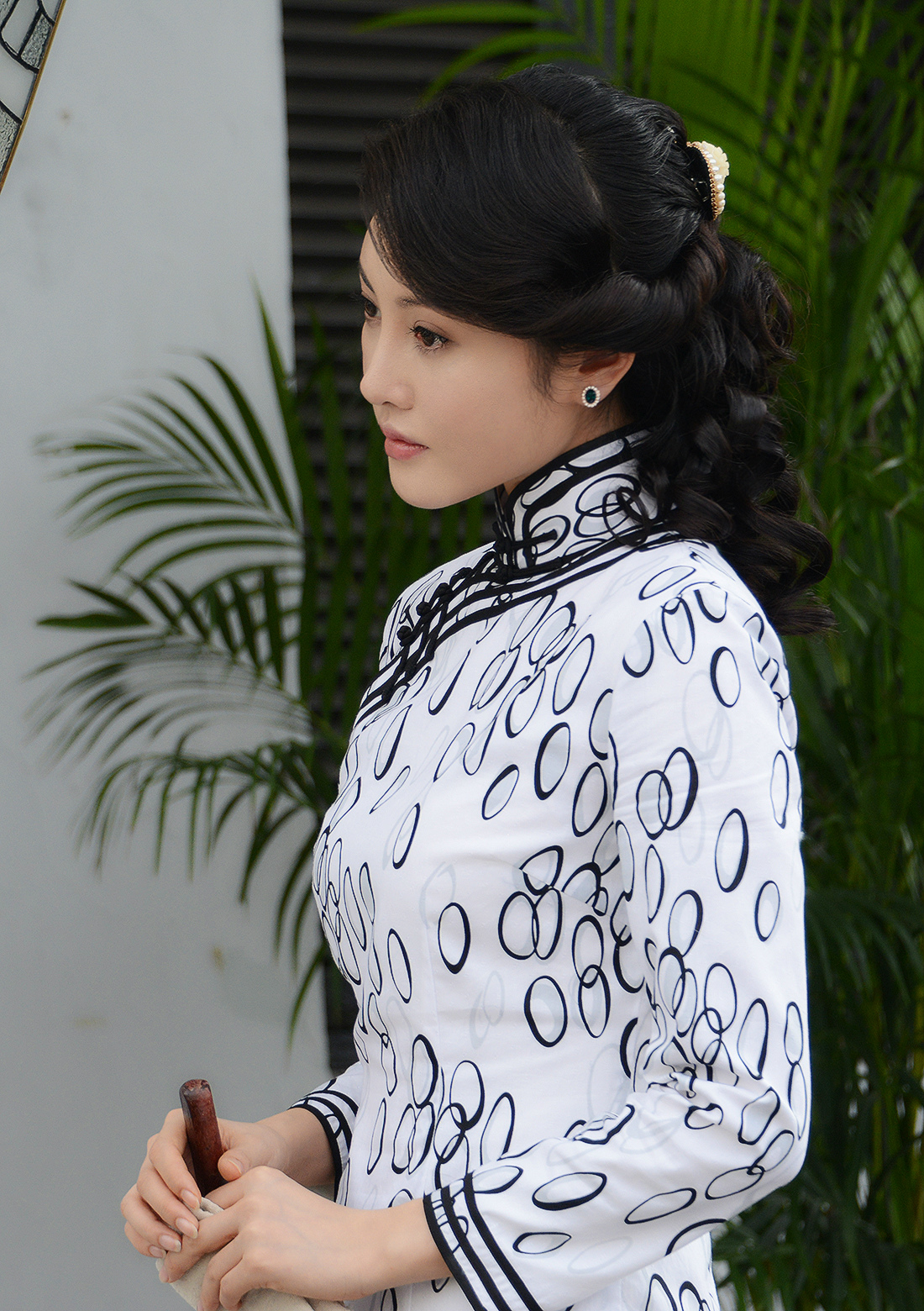 管乐浦江谍影收官角色突破亲身解谜