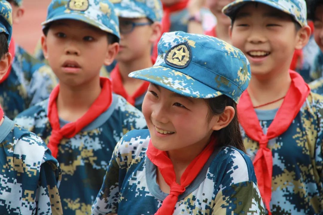 学军人风采强自身素质龙港四小2019年大队部学军活动纪实