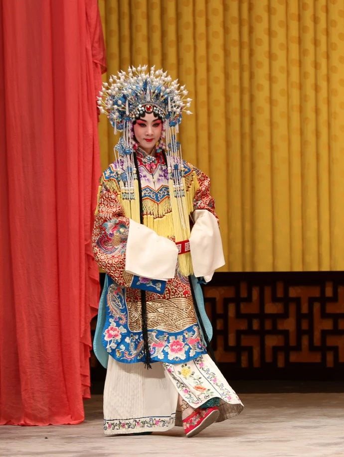 拾肆京剧小课堂丨京剧行头之蟒上