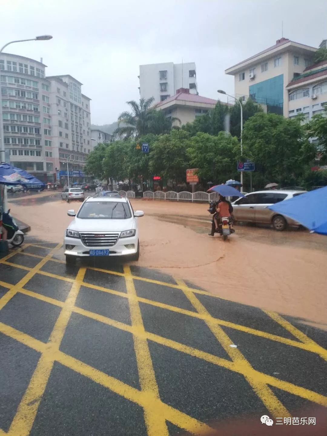 路口东新一路口东新三路口东安路口