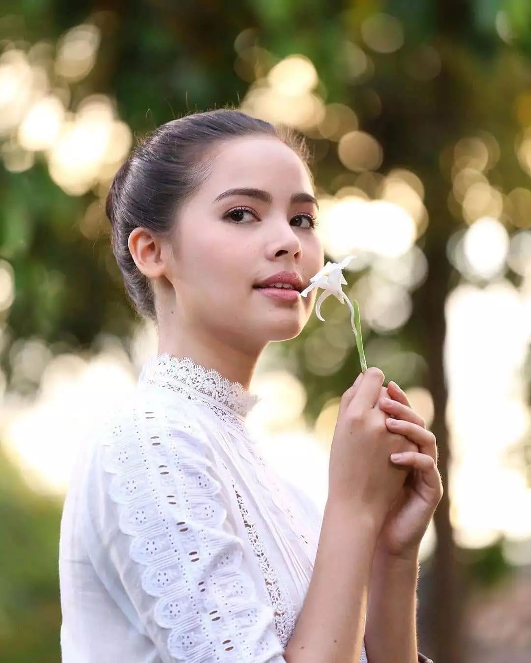 新泰剧《戛萨珑花香》倒计时开播,yaya与小五开启炸裂演技!