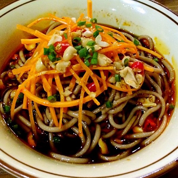 刘恒记告诉你如何做酸辣荞麦面