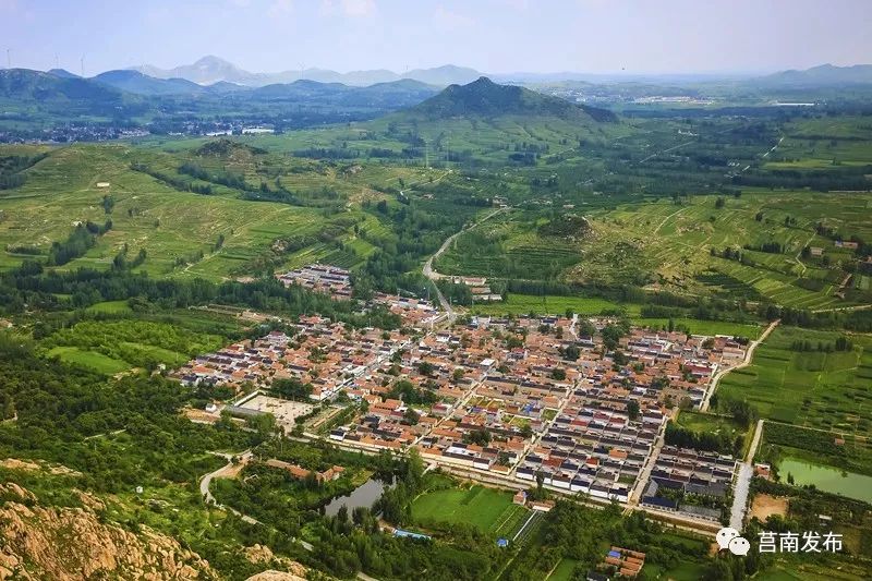 关注莒南县十字路街道石泉湖村登上临沂日报头版