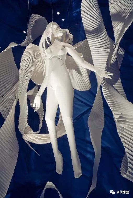 英国纸塑艺术家理查德斯威尼