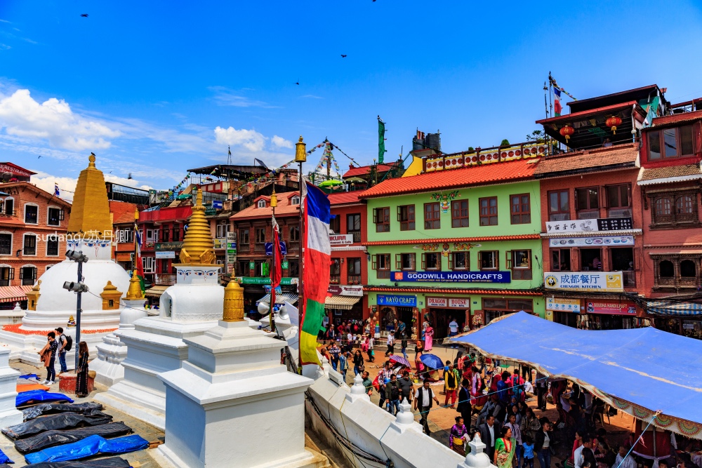 全世界最大佛塔位于尼泊尔，紧连中国西藏，已列入世界遗产