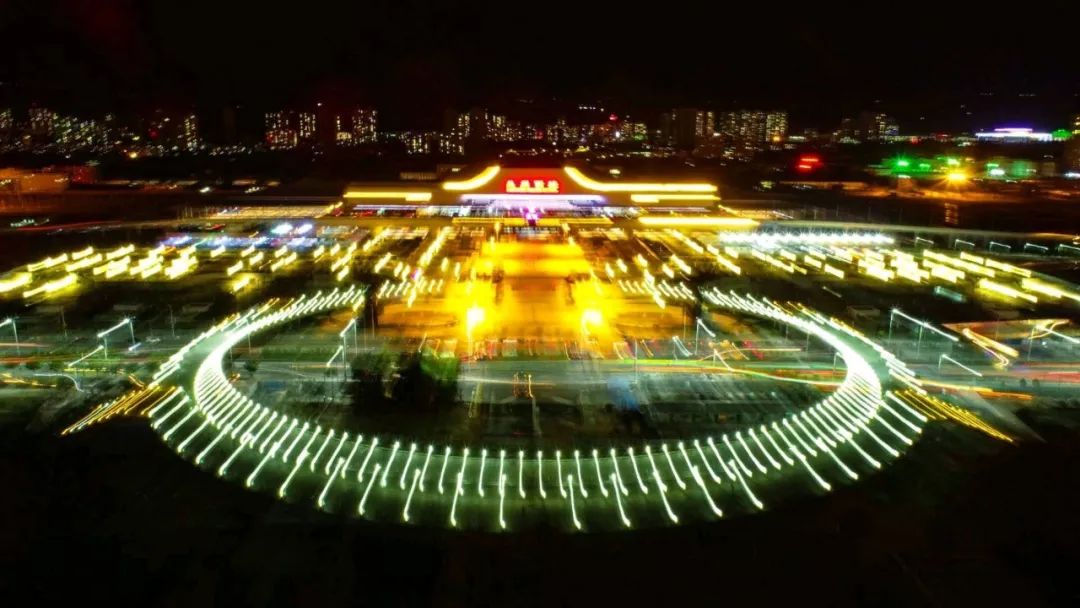 做优双机场分工(兰州中川国际机场,榆中夏官营国内机场),建设区域航空