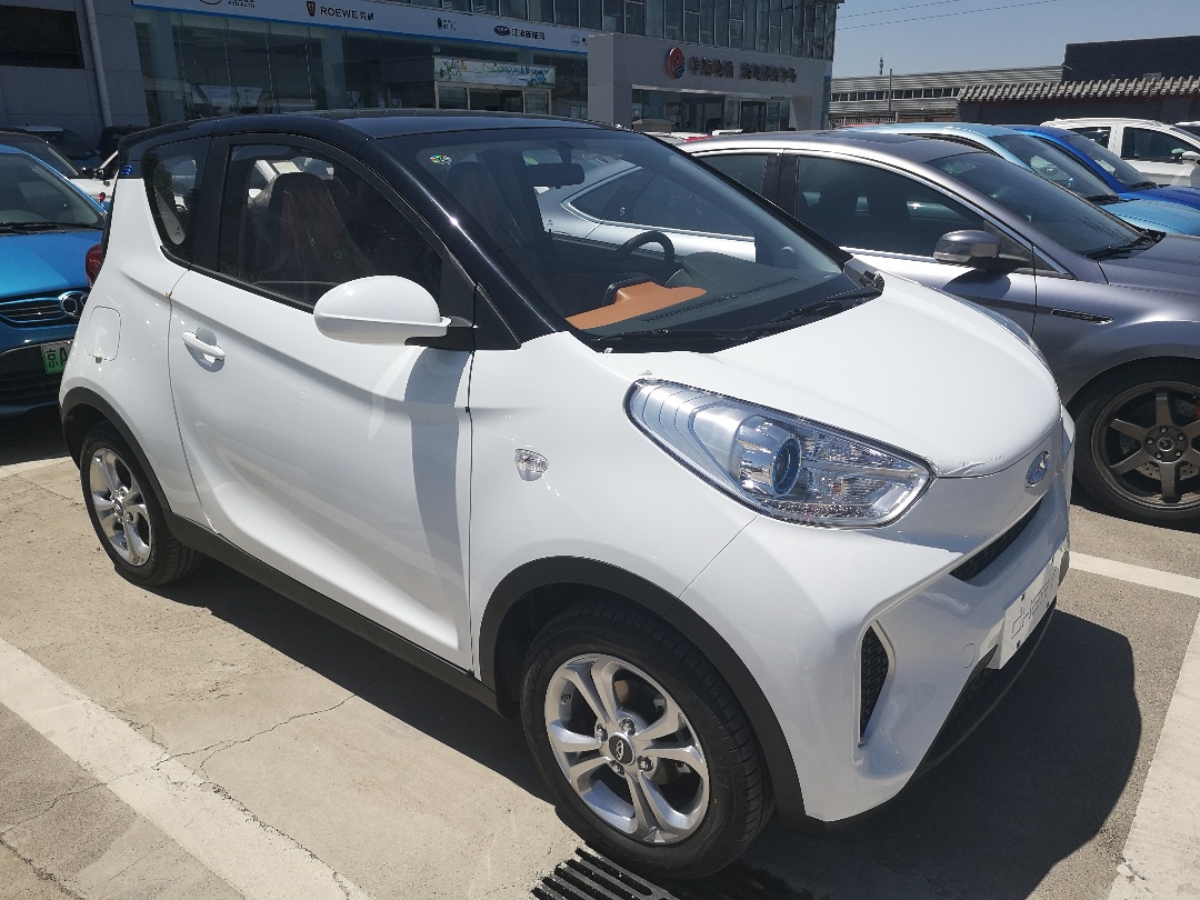 奇瑞小蚂蚁eq1初体验性价比高上下班代步神器