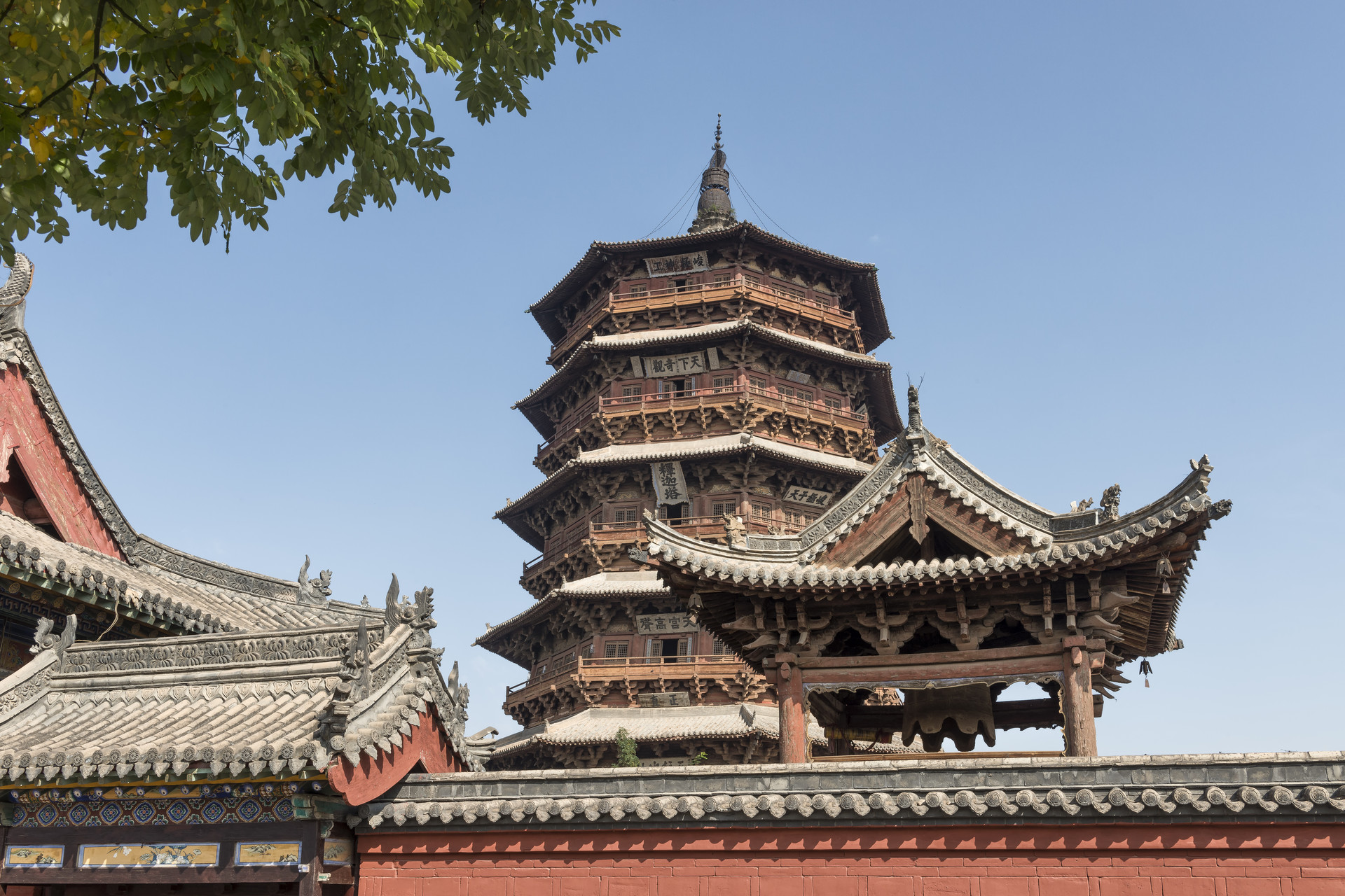 原创这几座古塔历史悠久成了地标还都是旅游胜地