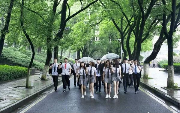 致青春长沙最美高校毕业照定格最后的大学时光