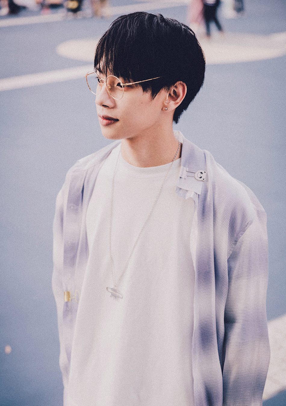 vogue5畅玩迪士尼写真大片曝光 青春洋溢活力四射