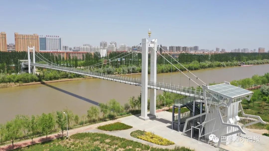 听巴彦淖尔这些桥梁的故事我被深深地感动了