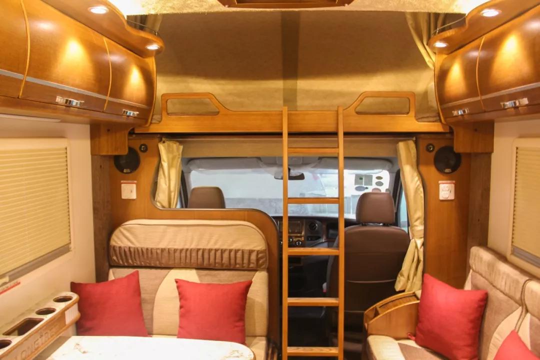 隆翠房车你为旅途千万遍准备我为你千千万万次进化