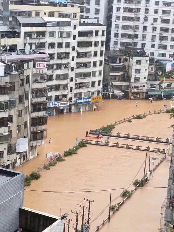 河源市多地停课,枫树坝水库开闸泄洪!