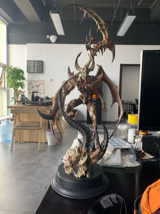 王者荣耀白起白色死神手办曝光完美还原画网友有点吓人