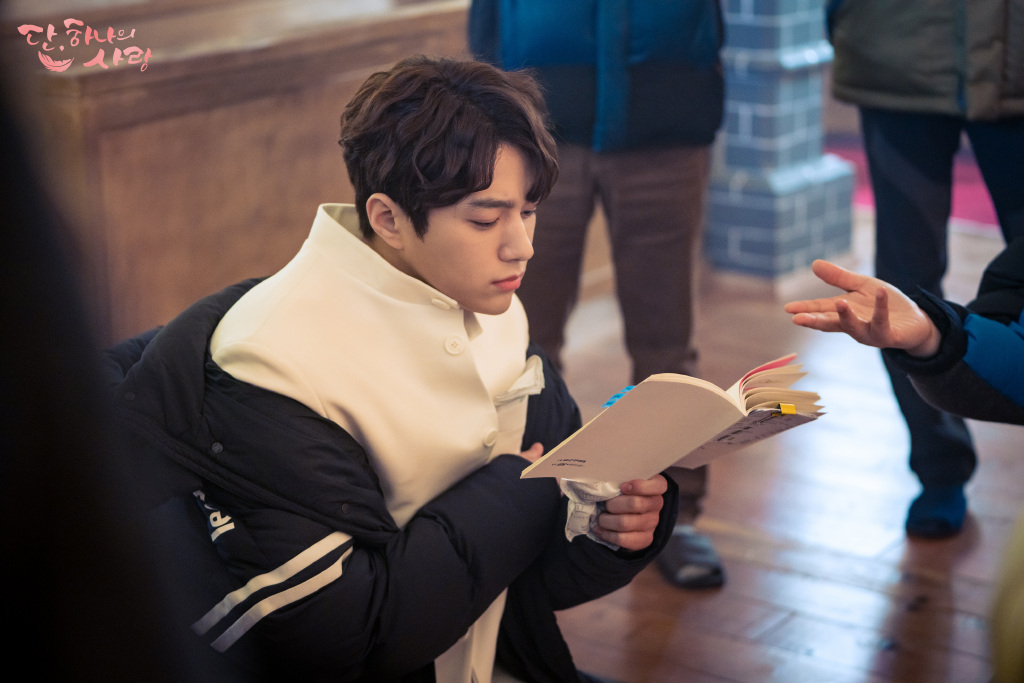 想念你的夜晚mv公开,天使丹的温柔与金明洙的名品嗓音结合